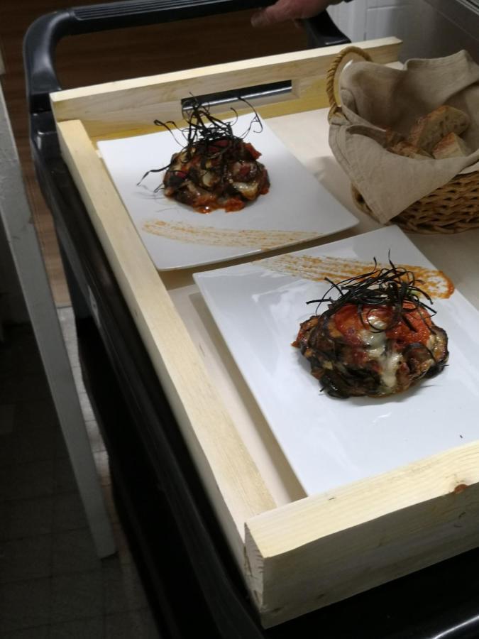 Logis Hotel-Restaurant Le Tanargue Valgorge 外观 照片