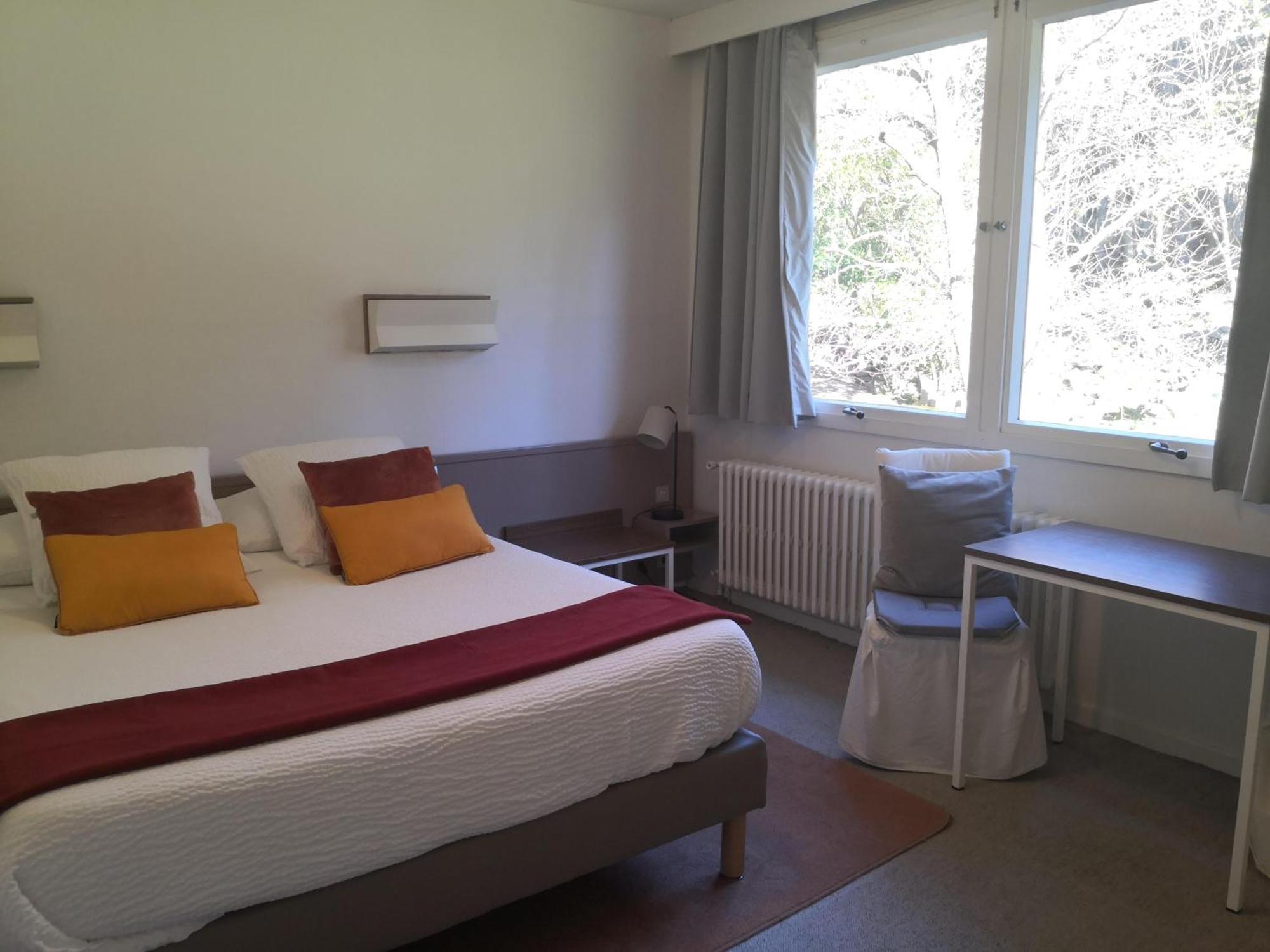Logis Hotel-Restaurant Le Tanargue Valgorge 外观 照片