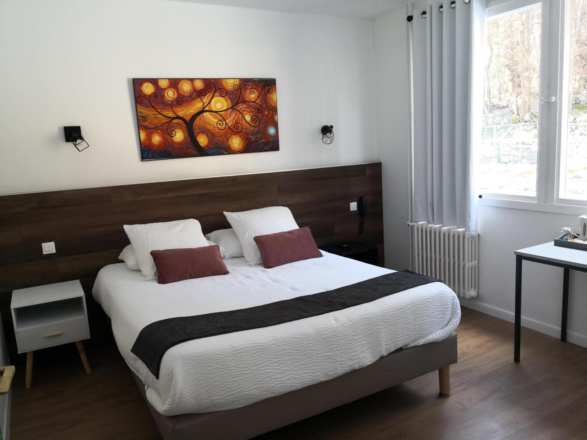 Logis Hotel-Restaurant Le Tanargue Valgorge 外观 照片